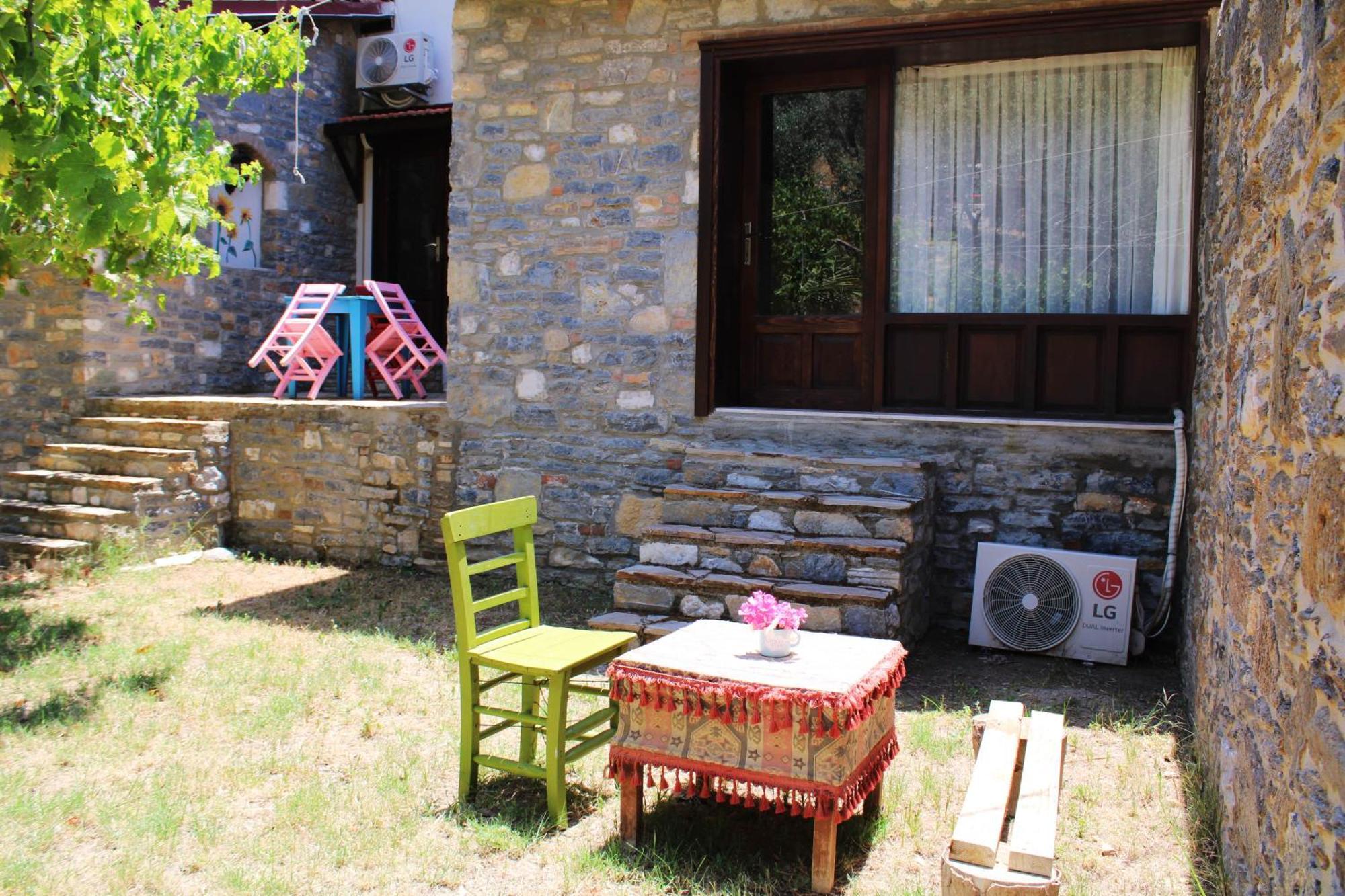 Pir Efes Konaklari İzmir Extérieur photo